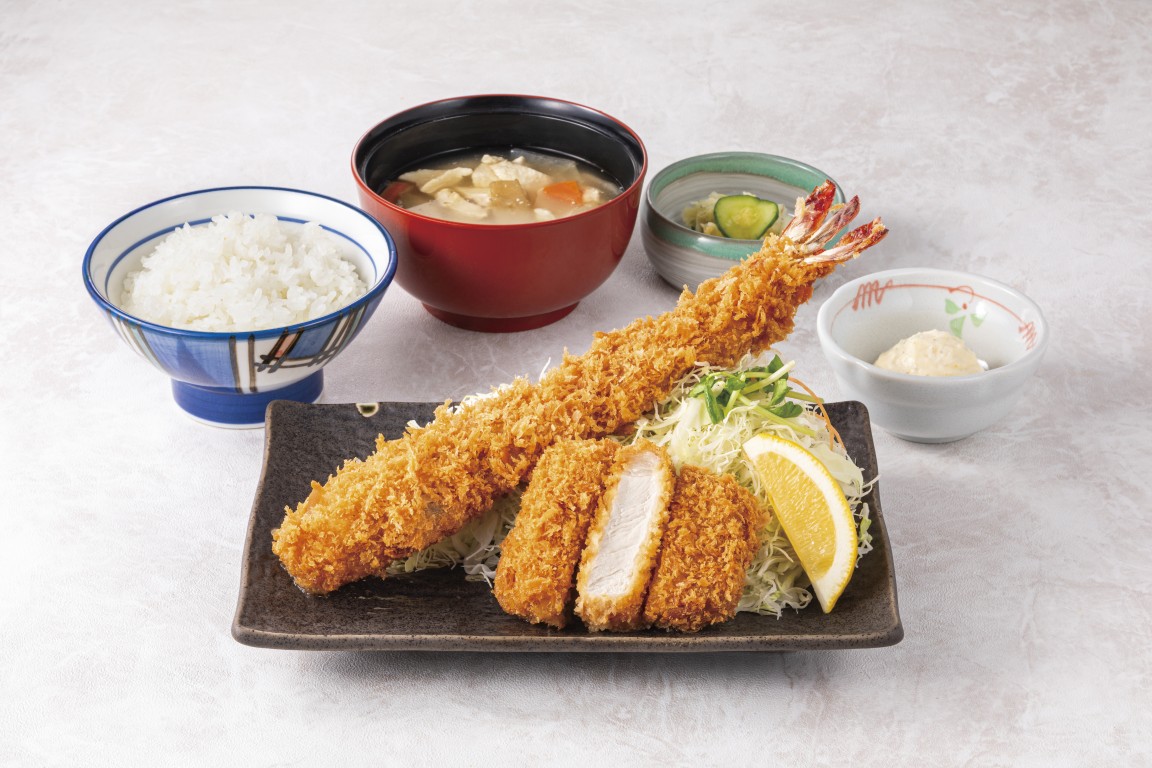 特大ジャンボ海老フライとロースかつ定食