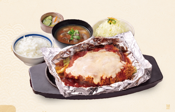 熱っ熱っ！トマト香るとろ〜りチーズの包み焼き定食