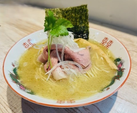 飛騨山椒と地鶏白湯